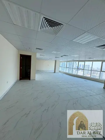 Office for Annual Rent in Al Majaz 2 – Sharjah | 1,800 sq. ft. | Ready for immediate use | Fully unobstructed view | A/C and free parking included