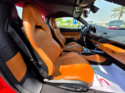 2016 Ferrari 488 照片 13