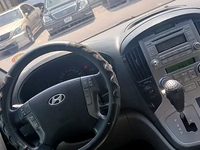2009 Hyundai H1 照片 7