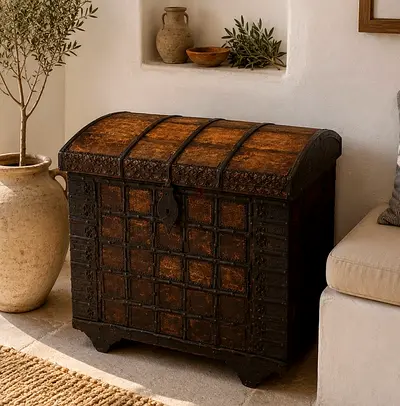Wood vintage trunk