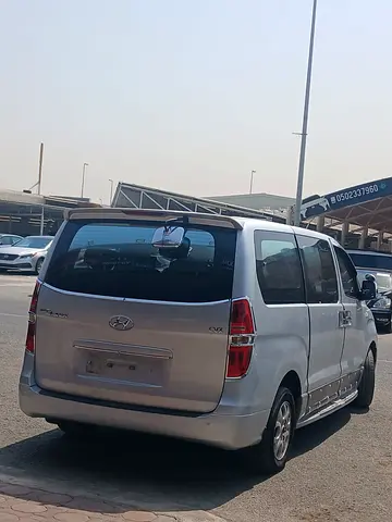 2009 Hyundai H1 照片 4