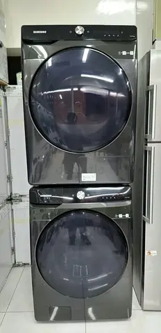 Samsung latest model  with WiFi 18.5kg washer 16kg dryer set same like new condition perfect working