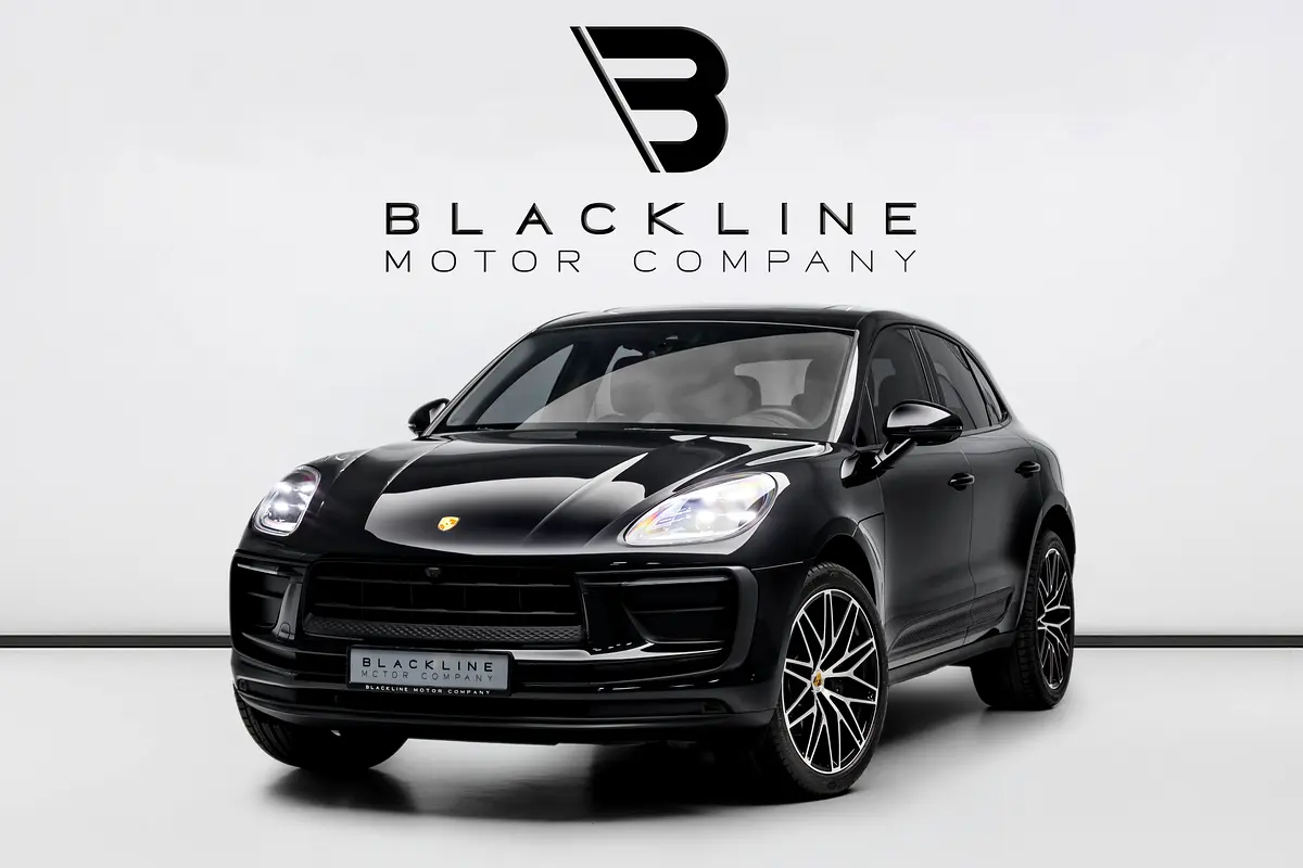 2025 Porsche Macan Standard
