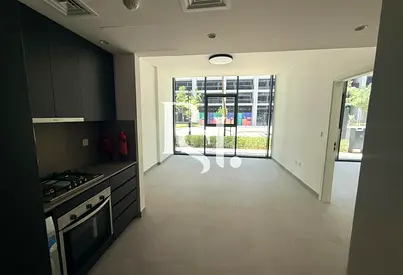 Move-in Ready | Community View | Multiple Cheques