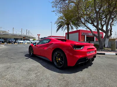 2016 Ferrari 488 照片 7