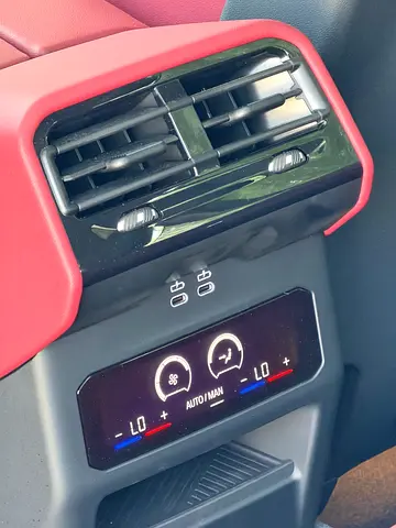 2026 BMW 5-SERIES 照片 13