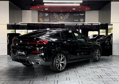 2021 BMW X6 photo 4