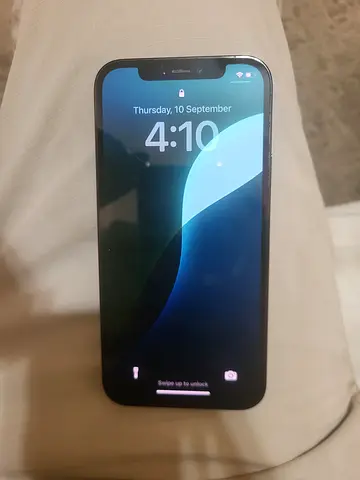 iPhone 12 pro in good working condition