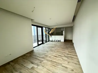 SPACIOUS | CANAL VIEW | VACANT