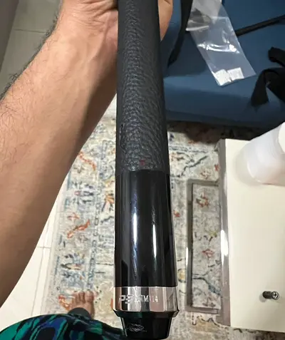 Predator P3 leather cue with Revo 12.4mm