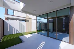 3+Maids | Townhouse | Corner Unit | Next to Park