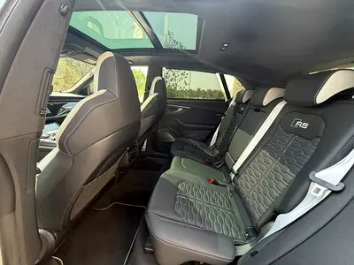 2025 AUDI RS Q8 photo 14