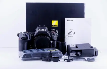 Nikon Z8 Mirrorless Camera Body 45.7MP FX Full Frame Shutter Count 2k Boxed