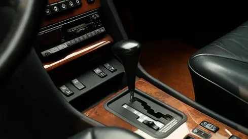 صورة 9 لـ 1990 Mercedes-BENZ SEL/SEC