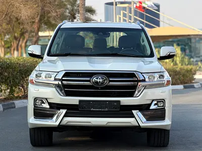 Toyota Land Cruiser VXR Grand Touring 2021 | GCC Specs | Pristine Condition