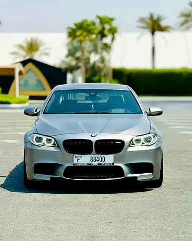 صورة 2 لـ 2015 BMW M5