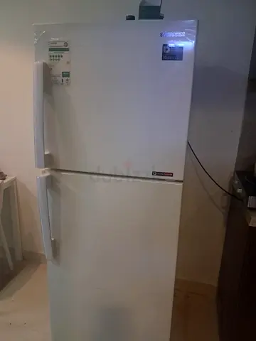 White Double-Door Refrigerator / Freezer - Good Working Condition