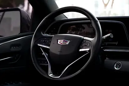 صورة 6 لـ 2022 Cadillac ESCALADE
