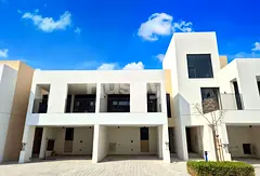 Community View | Large Layout | Vacant