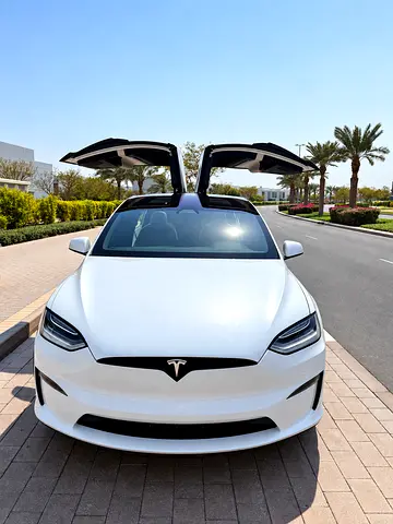 2023 Tesla MODEL X — фото 1