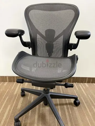 We Are Sell Herman Miller Remastered Aeron Chair Size C Fully Loaded Adjustable Arms