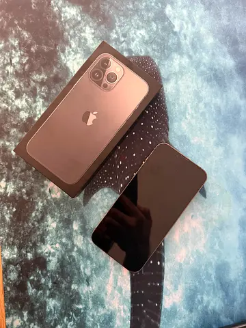 iPhone 13 Pro Max - Boxed - FaceTime - 1TB - Excellent condition