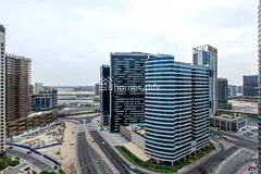 HIGH FLOOR | CANAL VIEW | KITCHEN APPLIANCES