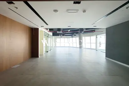 Fitted Office | Full Canal View | Vacant