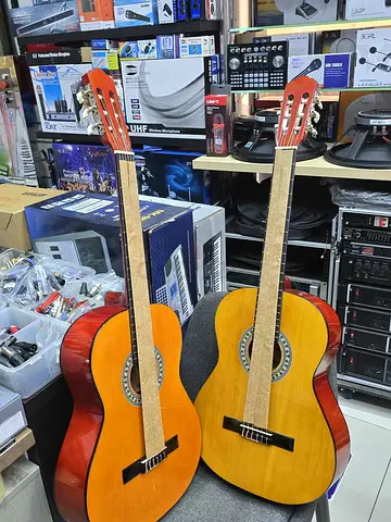 Classical Guitar 39" - Brand New