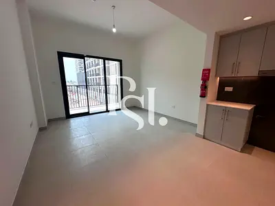 Waterfront Living | Brand New | Modern Design
