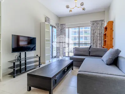 Spacious 1-BR | Bright Layout with Balcony