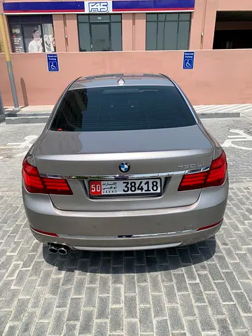 صورة 7 لـ 2015 BMW 7-SERIES