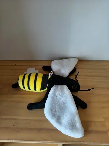 Nature planet plush flying insect toy keychain