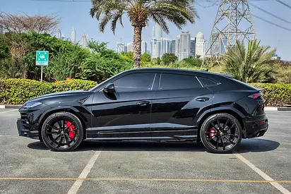 2020 Lamborghini URUS photo 5