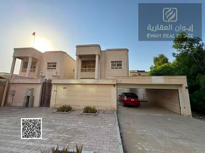 فيلا واسعة ومميزة بموقع استراتيجي في المويهات 3