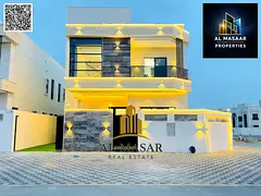 Two-story corner villa with a roof terrace in an excellent location; price includes registration and