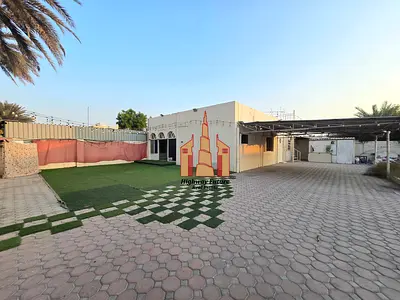 Garden yard parking hall neat and clean 3 bedroom single story villa maid room without Ac 75k