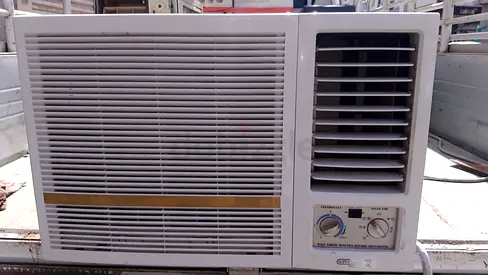 Super General Window Air Conditioner
