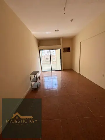 BIGGEST APARTMENT!!2BHK APARTMENT WITH BALCONY AND WINDOW AC AND CENTRALISED GAS JUST IN 30k