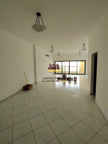 Spacious Two Bedroom Apartment for Annual Rent in Al Majaz 1 Sharjah, Two Master Bedrooms, Maid Room, Four Balconies, Sea View, Built-in Wardrobes, Ex