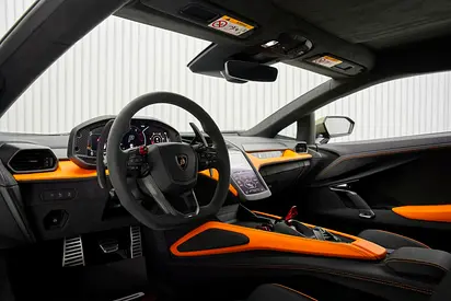 2024 Lamborghini REVUELTO photo 9