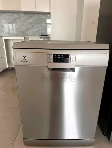 New dishwasher for sale - first come first serve