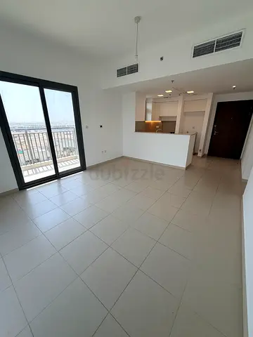 Bright 3-Bed + Maid’s | Vaastu-Compliant | Safi Apartments, Town Square