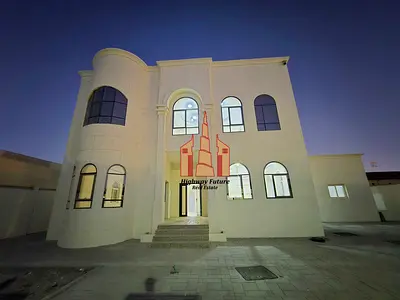 Brand new luxury 6 bedroom villa for sale 2 hall Majlis Maid room big yard garden parking 2.2m