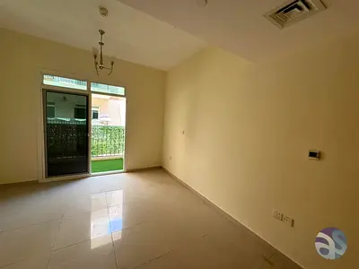 Vacant | Spacious | Near to School |Prime Location