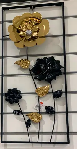Maple leafs Metal Wall Art Floral Panel — Black and Gold Decorative Frame