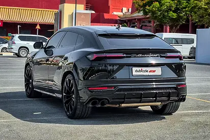 2020 Lamborghini URUS photo 8