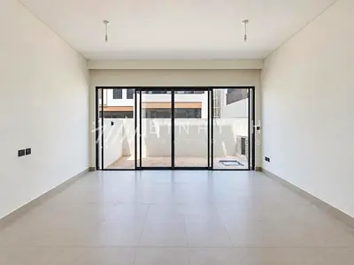 5BR | Close to Lagoon | Best Deal