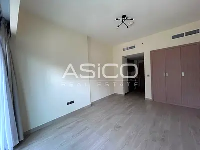 Bright Studio Unit | Great Amenities | Rent Now