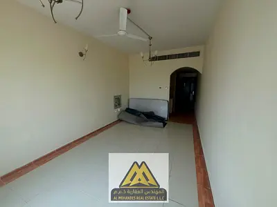 Studio for annual rent in Al Nuaimiya 2 – Ajman | Spacious, separate kitchen, and free maintenance A very special opportunity for annual rent in Al Nu